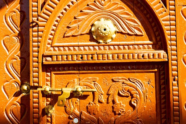 Oman Entrada Porta Antiga Alça Decorativa Para Fundo — Fotografia de Stock