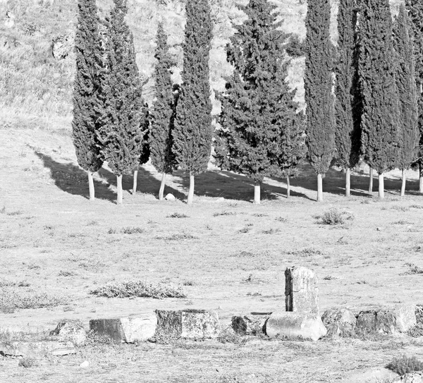 Y la historia del templo romano pamukkale antigua construcción en como —  Fotos de Stock