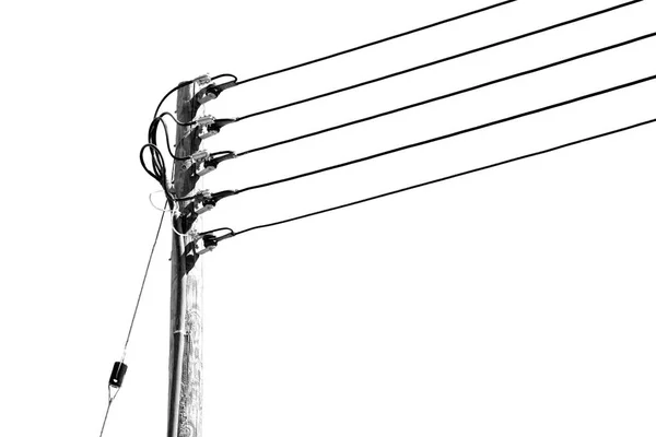 En oman el cable eléctrico de madera de pilón de energía y línea de corriente —  Fotos de Stock