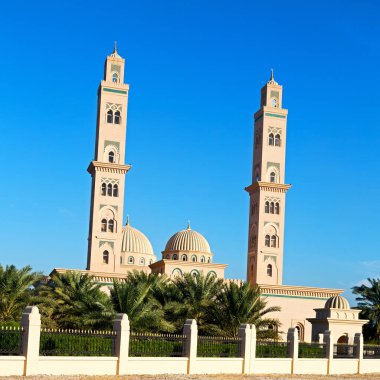 Umman muscat oteli eski Camii Minare ve din gökyüzü temizleyin
