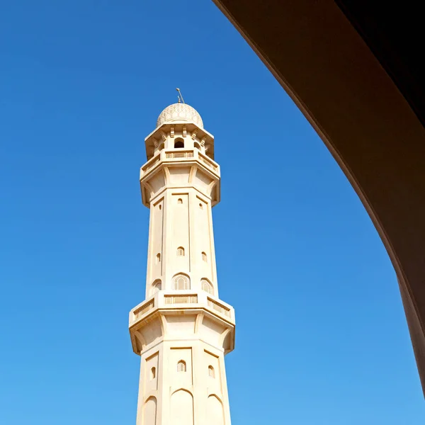 Minaret Religion Klar Himmel Oman Muscat Den Gamle Moskeen – stockfoto