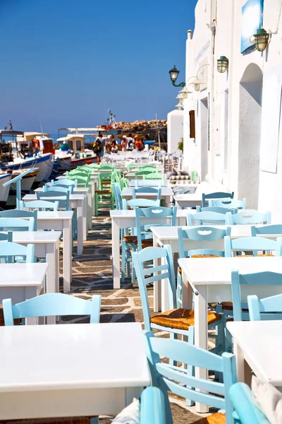 Santorini Európában táblázat Görögország régi étterem szék és a su — Stock Fotó
