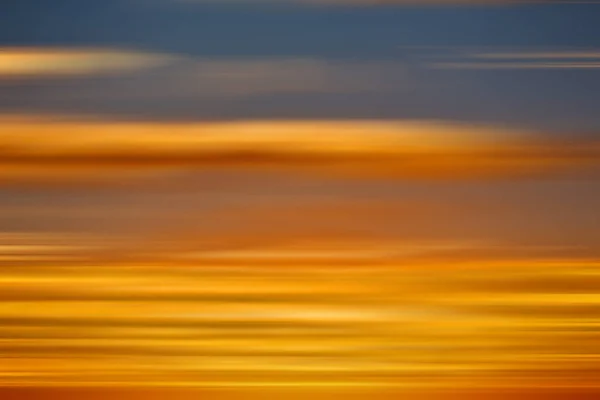 自然光と空の空を雲します。 — ストック写真