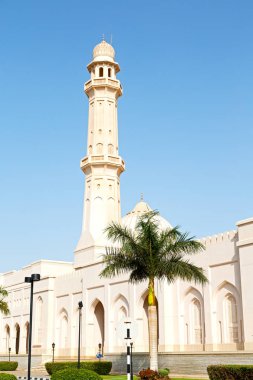 Umman muscat oteli eski Camii Minare ve din gökyüzü temizleyin
