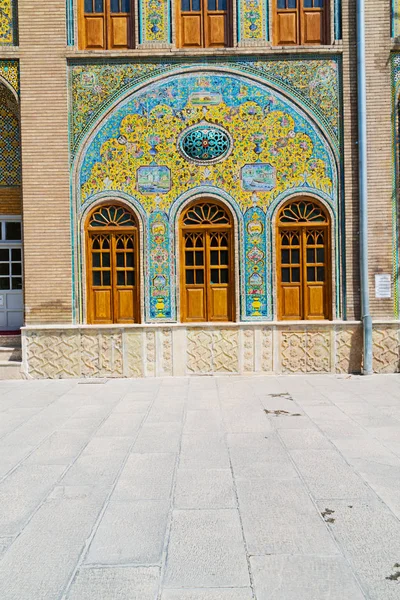 In iranischem antiken Palast golestan — Stockfoto