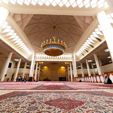 İran'da eski antika cami içinde 