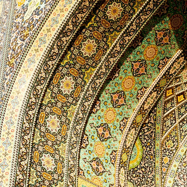 이란에서 이슬람 묘소 흐림 — 스톡 사진