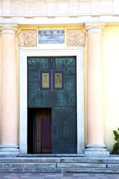 Italia lombardía el milano antiguo pavimento de la iglesia —  Fotos de Stock