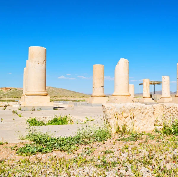 En iran pasargad la vieja construcción — Foto de Stock