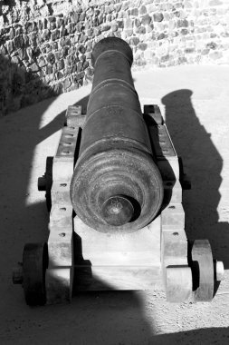 Umman muscat oteli eski kale ve topu duvara yakın: