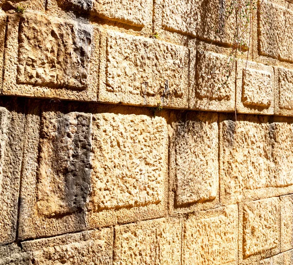 Peru e tijolo passo rachado na parede antiga textura materia — Fotografia de Stock