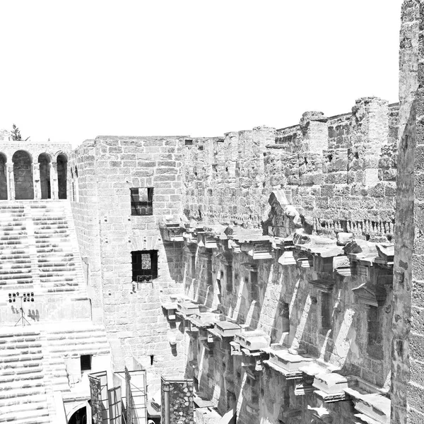 Aspendos 和破碎在土耳其欧洲老剧院详细 — 图库照片