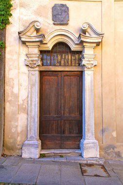 kapı İtalya lombardy sütun milano eski kilise kapalı tuğla kaplama