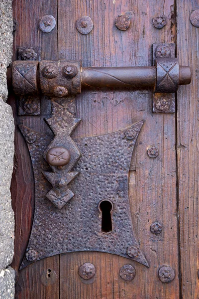 Zamek Blokada Hiszpania Kołatka Lanzarote Streszczenie Drzwi Drewniane Czerwony Brązowy — Zdjęcie stockowe