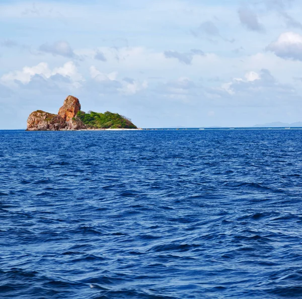 Desde Barco Filipinas Isla Serpiente Cerca Del Nido Palawan Hermoso — Foto de Stock