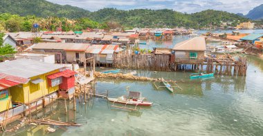 Türkiye ev gecekondu yoksul insanların kavramı yoksulluk ve yıkımı için bulanıklık