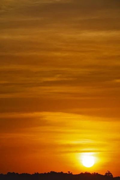 En Sudáfrica puesta de sol roja en la nube —  Fotos de Stock