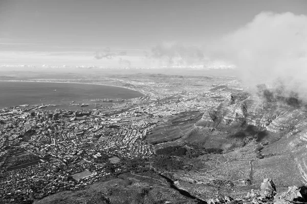 A Dél-afrikai Köztársaság város látképe mountain — Stock Fotó