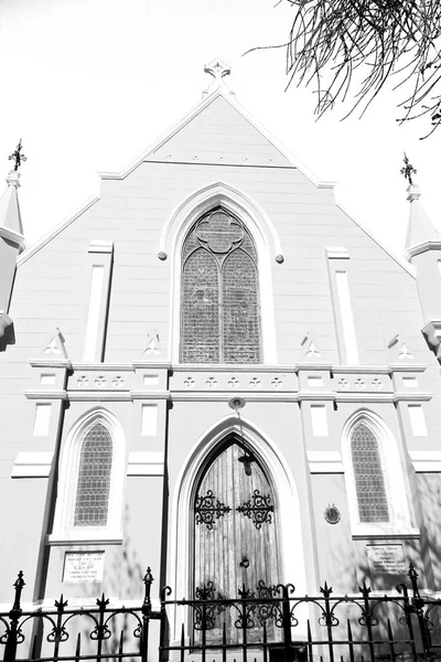 En Sudáfrica antigua iglesia en el centro de la ciudad — Foto de Stock