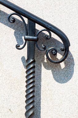  Beyaz beton duvar ve gölge siyah balauster acces Küpeşte soyut