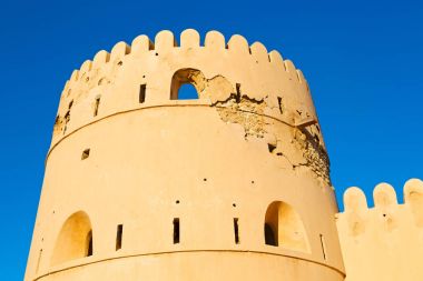 Umman Muscat eski savunma fort battlesment gökyüzü bir