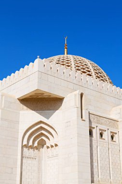 Umman muscat oteli eski Camii Minare ve din gökyüzü temizleyin