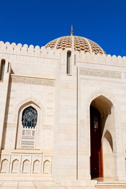 Umman muscat oteli eski Camii Minare ve din gökyüzü temizleyin