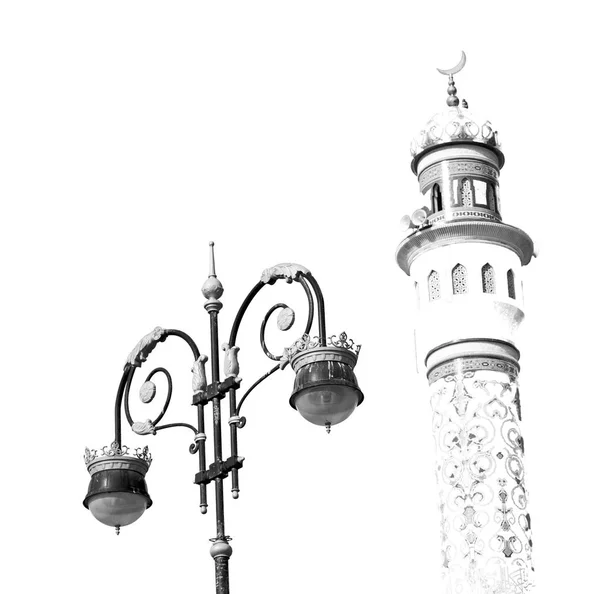 Minarete Religião Céu Claro Oman Muscat Antiga Mesquita — Fotografia de Stock