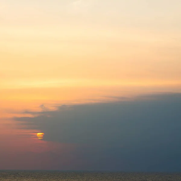 Soleil Embrouillé Tombant Océan Arabique Sur Côte Omane — Photo