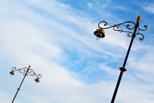 空の光の国オマーンで — ストック写真