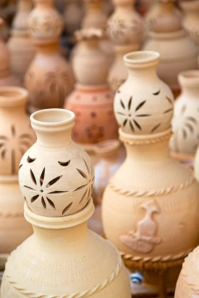 В Мускаті старе виробництво продажу кераміки — стокове фото