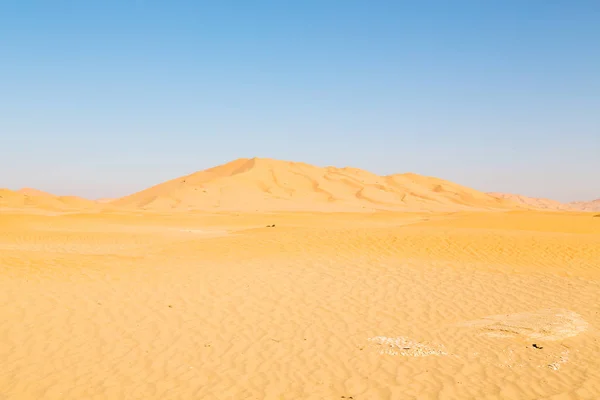 Dans oman vieux désert frotter al khali le quartier vide et en plein air — Photo