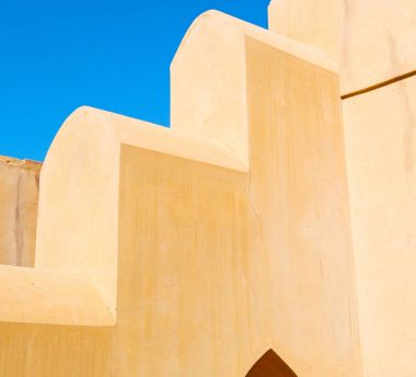 Umman Muscat eski savunma fort battlesment gökyüzü bir