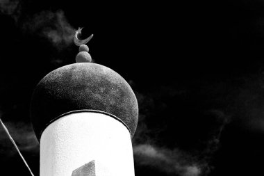 Umman muscat oteli eski Camii Minare ve din gökyüzü temizleyin