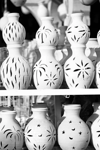 Em oman muscat o antigo mercado de cerâmica venda fabricação — Fotografia de Stock