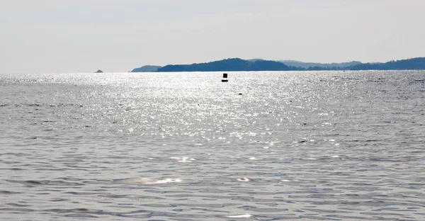 Stilla havet molnen och lampor — Stockfoto