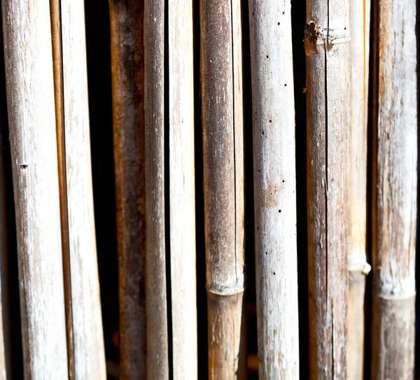 En vägg bygga på wicker bambu — Stockfoto