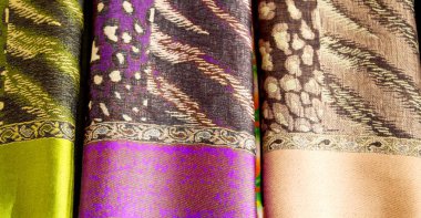   Aksesuar Derma eşarp ve başörtüsü  