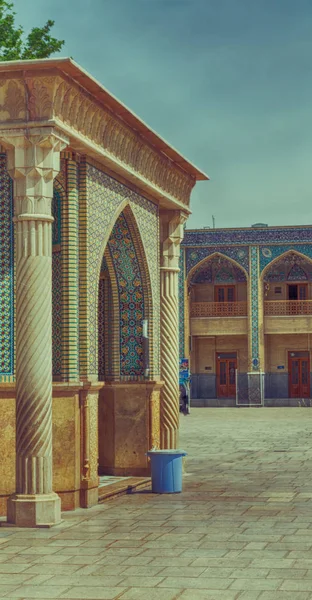 Em iran a antiga mesquita — Fotografia de Stock