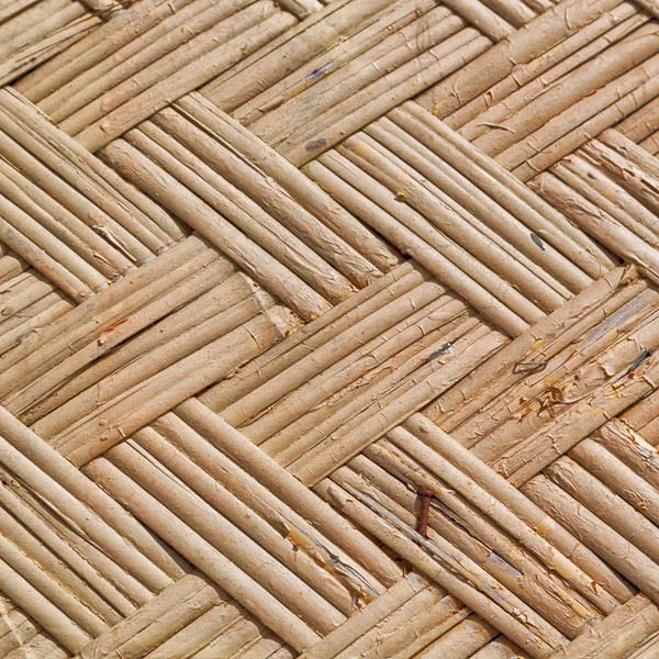 Стіна побудована на плетеному бамбуку — стокове фото