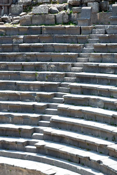 Il teatro antico e il sito archeologico — Foto Stock