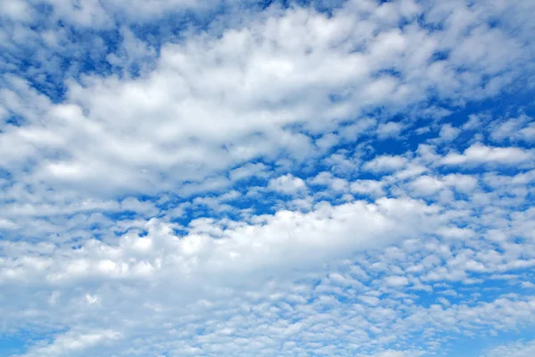 View of the cloudy fluffy sky like paradise — Stock Photo, Image