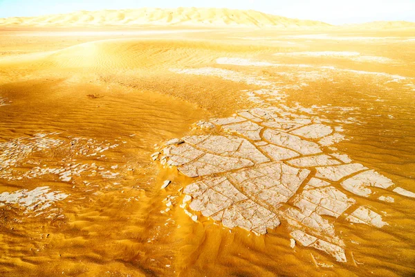 In oman oude desert rub al khali de lege kwartaal en buiten — Stockfoto