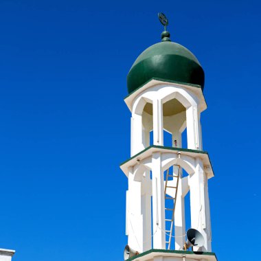 Umman muscat oteli eski Camii Minare ve din gökyüzü temizleyin