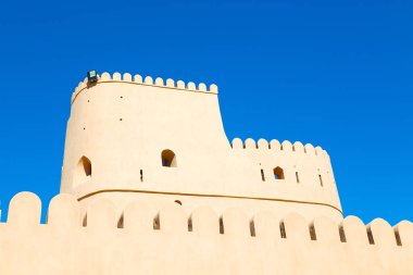 Umman Muscat eski savunma fort battlesment gökyüzü bir