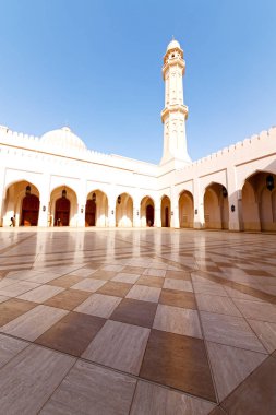 Umman muscat oteli eski Camii Minare ve din gökyüzü temizleyin