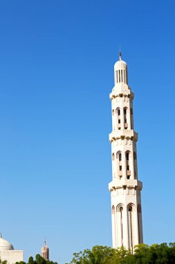 Umman muscat oteli eski Camii Minare ve din gökyüzü temizleyin