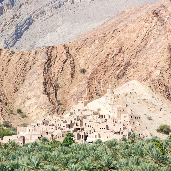Omán a régi elhagyott falu — Stock Fotó