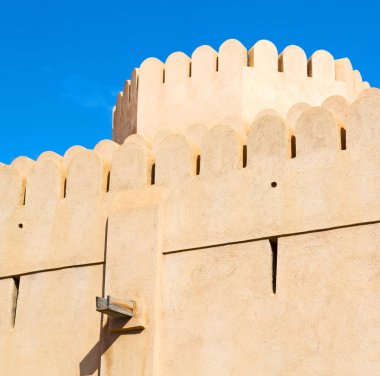 Umman Muscat eski savunma fort battlesment gökyüzü bir