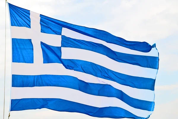 Agitant Drapeau Grec Dans Ciel Bleu Mât Drapeau — Photo